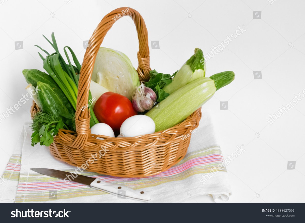 smith66689993's tweet photo. Stock up on fresh, crisp veggies, aromatic herbs, and farm-raised eggs for your weekend home cooking! No need for fancy groceries—simple, high-quality picks make all the difference https://t.co/I5MCerC5Zo