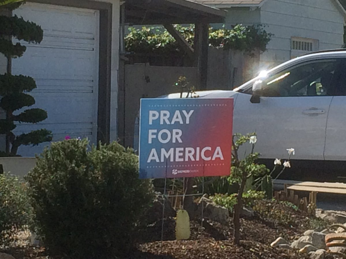 DOutrage30683's tweet photo. This is a great example of how mindless &amp; ignorant half of America is. https://t.co/odLieJBfz5
