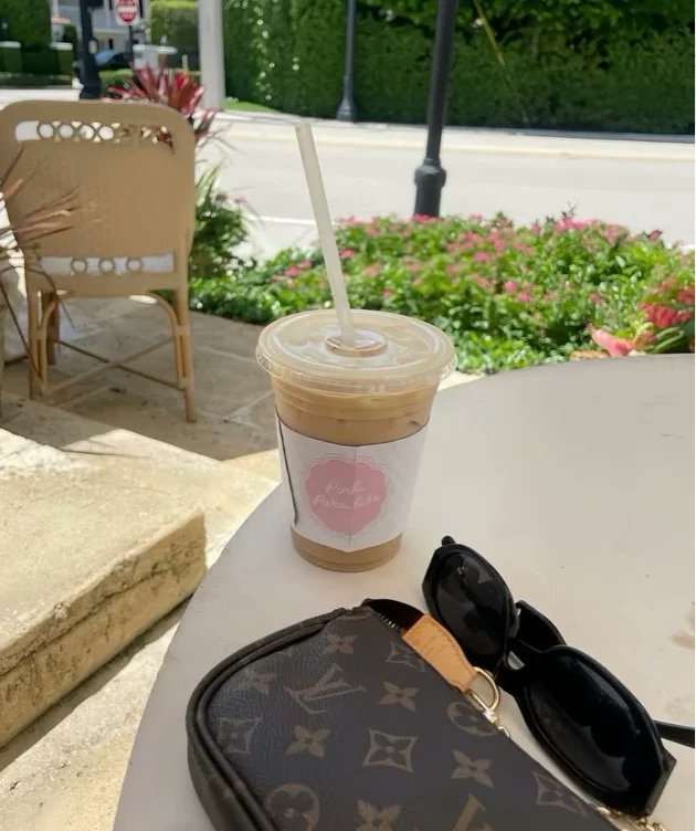 MayasWallet's tweet photo. I just received coffee from Anonymous via Throne. Thank you! https://t.co/NGrwxAzV2r #Wishlist #Throne https://t.co/w1zG47Xi05