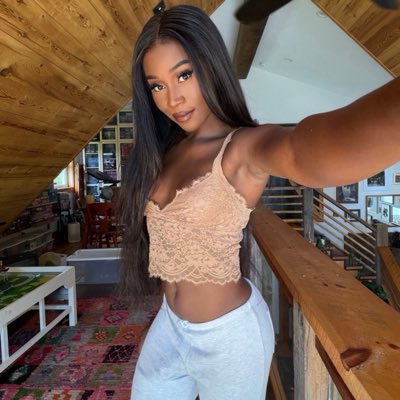 prozacofriley's tweet photo. #NewProfilePic https://t.co/XOiAeo7mE2