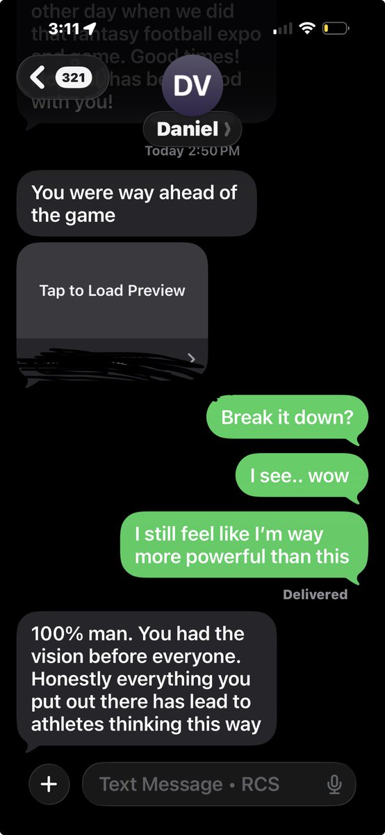 DezBryant's tweet photo. This is the story I wanna tell!👀 whenever Daniel say way ahead of the curve I mean way ahead of the curve! https://t.co/mULaeA5GHY