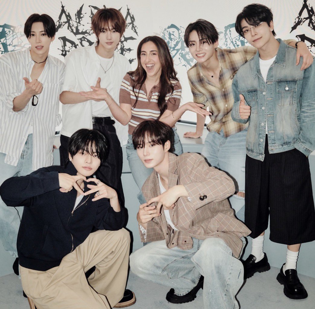 aMaativ's tweet photo. 260826 The Global Chart Show #리오 https://t.co/H3rzZNooF0