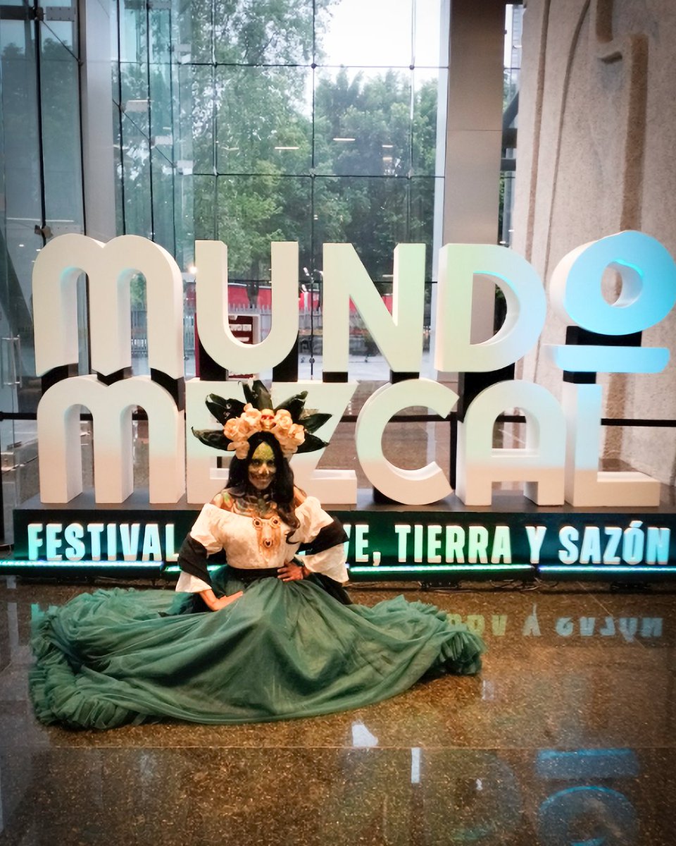 saborearte's tweet photo. Mundo Mezcal 2026 reunirá agave, gastronomía y tradición del 16 al 18 de octubre. 🥃 Más de 250 destilados, catas, talleres y música, con Tamaulipas como invitado de honor.
.
#MundoMezcal2026 #Mezcal #Saborearte https://t.co/faXxFgJHJB