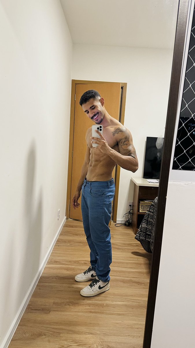 joaovicmri's tweet photo. 🥶 https://t.co/UtDWgo1wKH