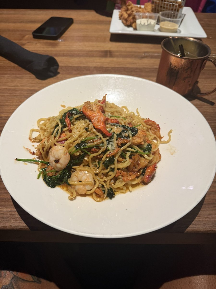 bonaesimone's tweet photo. 😋😋😋 https://t.co/i3TGHJPUQC