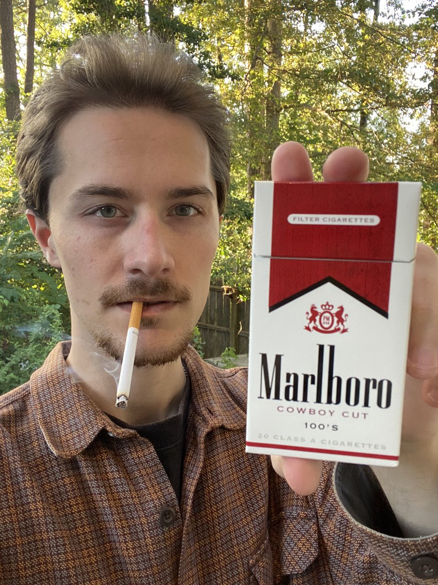 jacobfuknjones's tweet photo. Marlboro "Cowboy Cut" Reds https://t.co/BiGFdqxUDb