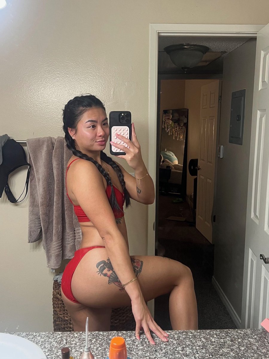 lovelykaseyx's tweet photo. Perfectly shaped https://t.co/qfCHkd0UaY