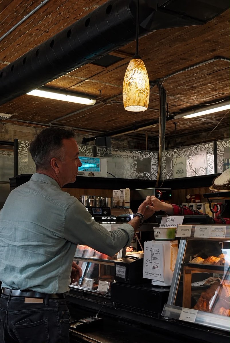 IanCForTO's tweet photo. Talking with local business owners across Spadina–Fort York, rising costs and supply challenges are top of mind. Supporting neighbourhood shops matters more than ever. Strong communities grow from strong local economies. https://t.co/3tMKVqZlOk
