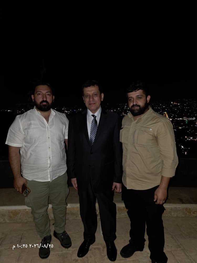 suriye44455's tweet photo. Mazlum Ebdi Kasyun dağında.

Önümüzdeki günlerde Şam hükümetinde Kürtler adına önemli atamalar olacak. https://t.co/kjBqgqvKwA