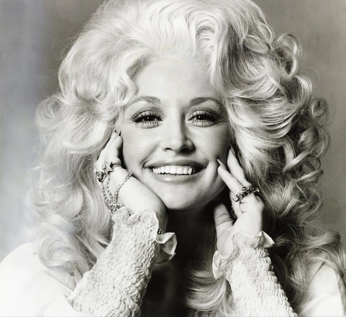 piersmorgan's tweet photo. RIP Dolly Parton. 
Never met her, never interviewed her (despite decades of unrequited requests) but thought she was utterly fabulous in every way. https://t.co/R6Qy5HjrCI
