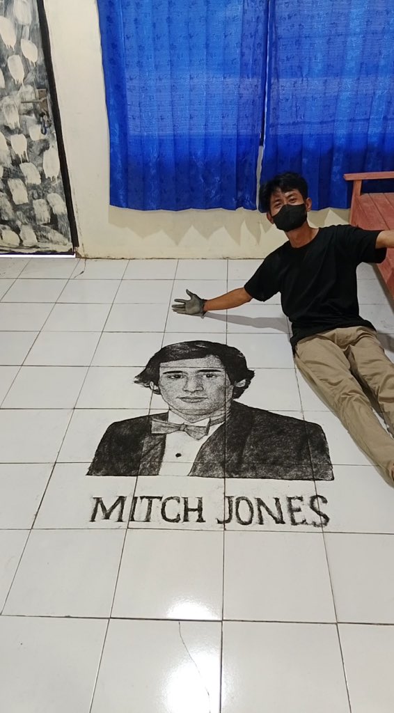 DwikyKyari's tweet photo. @MitchJonez Congratulation for win @MitchJonez good luck i hope u see that i made special for you art from hair with details https://t.co/PkTL3Hxjia