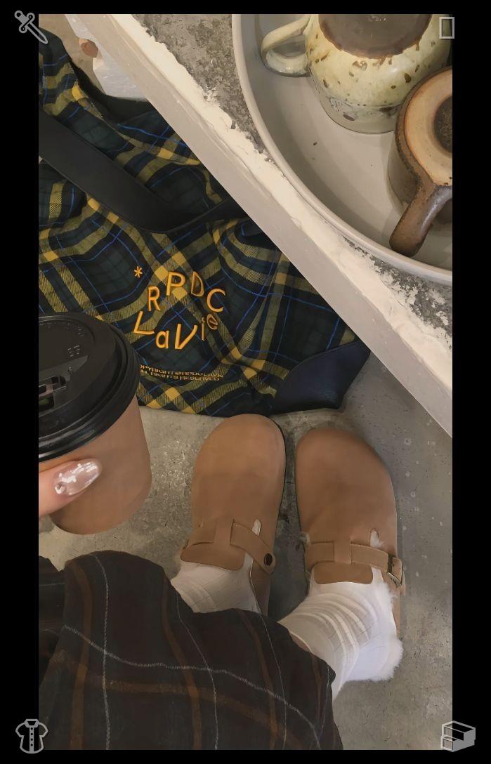 InyeneUyai's tweet photo. I slip under the covers, weary yet satisfied. My legs throb slightly, but it's that pleasant ache—a souvenir from today's escapade. As I shut my eyes, I replay the panorama from the peak, the gentle murmur of the brook, and the unforgettable moment I triumphed over my girlfrien https://t.co/Aw8a9OZpf5