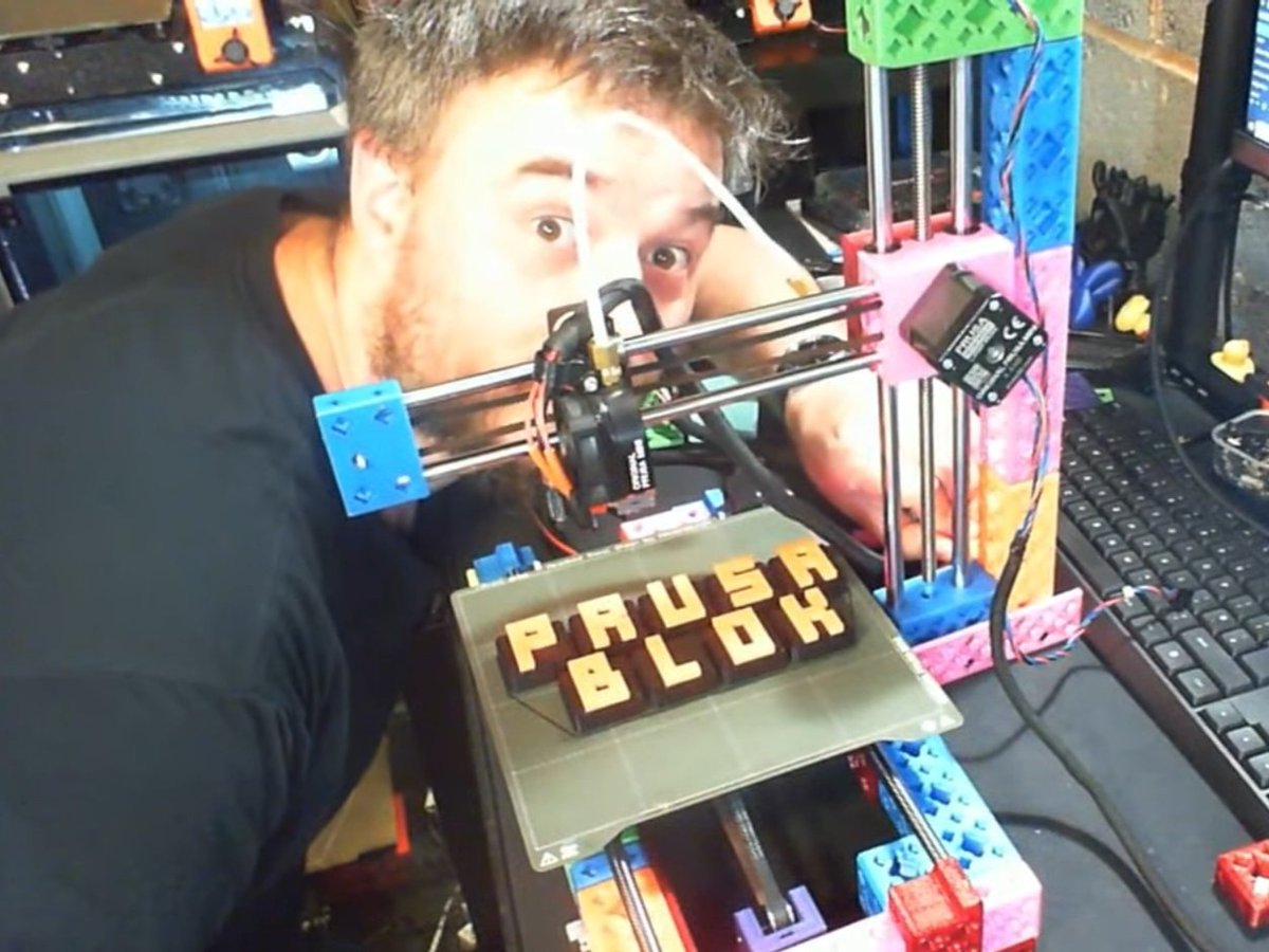 DreamsVoid's tweet photo. I'm not AWOL ❤���
I am still here, just had a busy week...
And tomorrow I am going to go pick up another @Prusa3D #PrusaMini... The #PrusABlok saga continues ❤️ https://t.co/Hr4XbUuwba