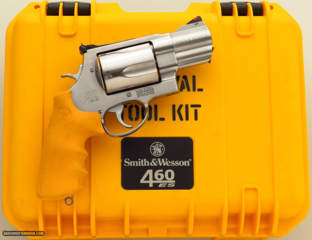 GunsInternation's tweet photo. What do you think of this unique S&amp;W?

The Smith &amp; Wesson 460ES in .460 S&amp;W Magnum was designed as an Emergency Survival revolver. Compact, distinctive, and built for a specific purpose.

#SmithAndWesson #460ES #460SW #GunsInternational https://t.co/TpB51GLzjH