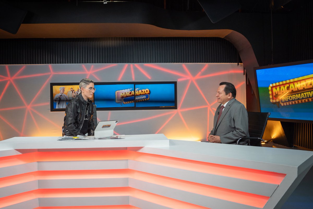 huachodiazmena's tweet photo. Estuve en entrevista con Maca Carriedo, en su programa Macanazo Informativo donde compartí los proyectos estratégicos que estamos impulsando para seguir generando nuevas oportunidades para Yucatán. Hablamos de la ampliación del Puerto de Altura de Progreso, del crecimiento del turismo y de los proyectos de energías limpias que están llegando a nuestro estado.

Estos proyectos están impulsando una mayor actividad turística y nuevas oportunidades para quienes se dedican a la artesanía, la producción y los servicios turísticos, mientras trabajamos para que la infraestructura, la conectividad y la energía acompañen este crecimiento y se traduzcan en más inversión, empleos y bienestar para las familias yucatecas.