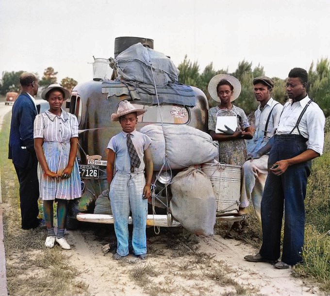 AfricanArchives's tweet photo. A family leaves Florida for the North during the Great Depression. https://t.co/rStPT3oRBo