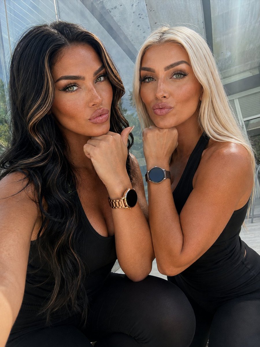Tiffany__Angel's tweet photo. Doppelt hält besser … aber welche von uns würdest du zuerst ansprechen? 😏🔥 

@MissCandy_666

#DoubleTrouble #FlirtyVibes #ModelDuo #BlondeAndBrunette #TroubleMakers https://t.co/8alAD3o8Sb