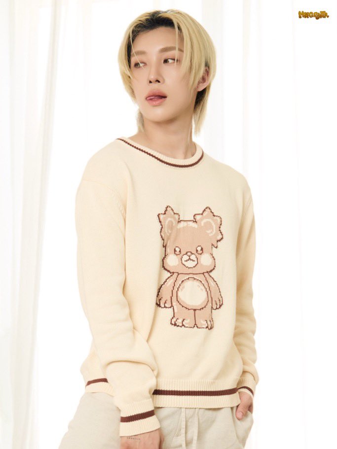 JeabSunset66BW's tweet photo. SWEATER 
PRICE : 1,890 THB

ONLINE PRE-ORDER ONLY!
Start 25 Aug 2026 |6:05 PM
End 30 Sep 2026   | 11:00 PM

BUY to LINE Shopping: @ nnrtshop
International Fans : Google Form 

#LittleSunsetBearCollection 
#noeulnuttarat #magentaboy https://t.co/pYg12HlhPt