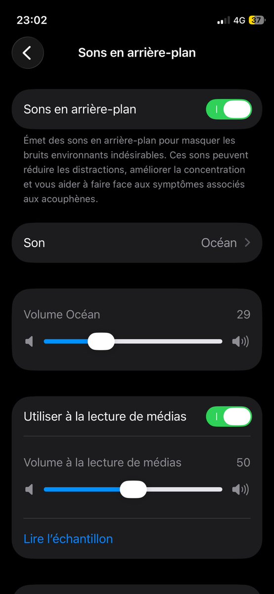 22saphyr's tweet photo. ça s’est activé tt seul j’ai cru que mon tel allait exploser https://t.co/cYfcLWzwKP