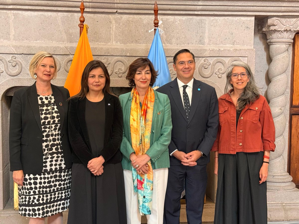 unicefecuador's tweet photo. Construir un mejor futuro para niñas, niños y adolescentes requiere escuchar, dialogar y sumar esfuerzos. 💙

Hoy, en la Reunión de Alto Nivel para la validación de los Programas de País 2027–2030 de las agencias de Naciones Unidas en Ecuador, presentamos la propuesta del nuevo Programa de Cooperación UNICEF–Ecuador.

Junto a instituciones del Estado, seguimos sumando aportes para definir las prioridades que guiarán nuestro trabajo por la niñez y adolescencia durante los próximos cuatro años.

#UNICEF #Ecuador #NacionesUnidas