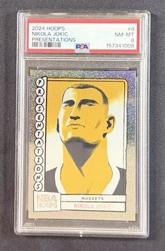 PoliteDKnight's tweet photo. 2024 Hoops Presentations PSA 8

Nikola Jokic - $80

#CardsGoneWild - $6 shipping, NO PWE, Claims of $150+ ship free https://t.co/kz39SyYsU3