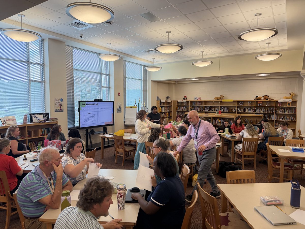 StephenHarrisJr's tweet photo. During today’s staff meeting, Mrs. Finn and Ms. Fennell led our team in digging into the NC Standards and strengthening vertical alignment across grade levels—all to improve instruction for every student. Teacher leadership in action at Penderlea! #LeadingTheWay @bradbreedlove90 https://t.co/YPWnxGkT2O