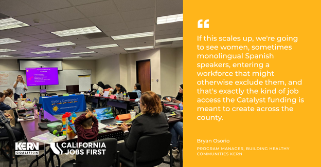 Kern_Coalition's tweet photo. Vision y Compromiso is turning the trust promotoras have built in their communities into real careers, with training, coaching, and certifications across Kern County. #KernCounty #CaliforniaJobsFirst #WorkforceDevelopment https://t.co/E28lq05Ebi