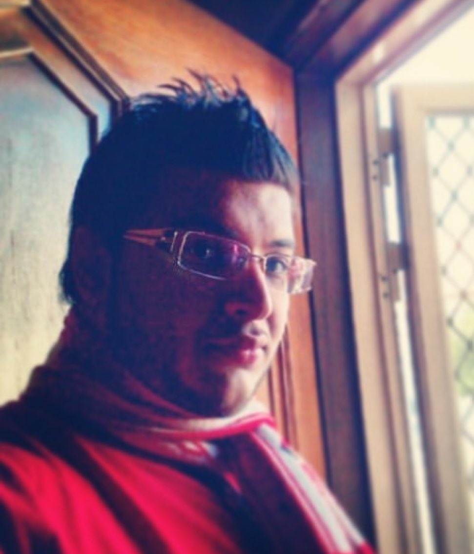 KhalidAA4010's tweet photo. @MohdTaqi11 انت يا الايراني ماتعرف انك رخمه وتقول رخوم تراها تطلق على الي مثلك رخمه لاينفع ولايفيد . انت إيراني بعت اهلك وجماعتك في قم . https://t.co/n7jPBLKX8m
