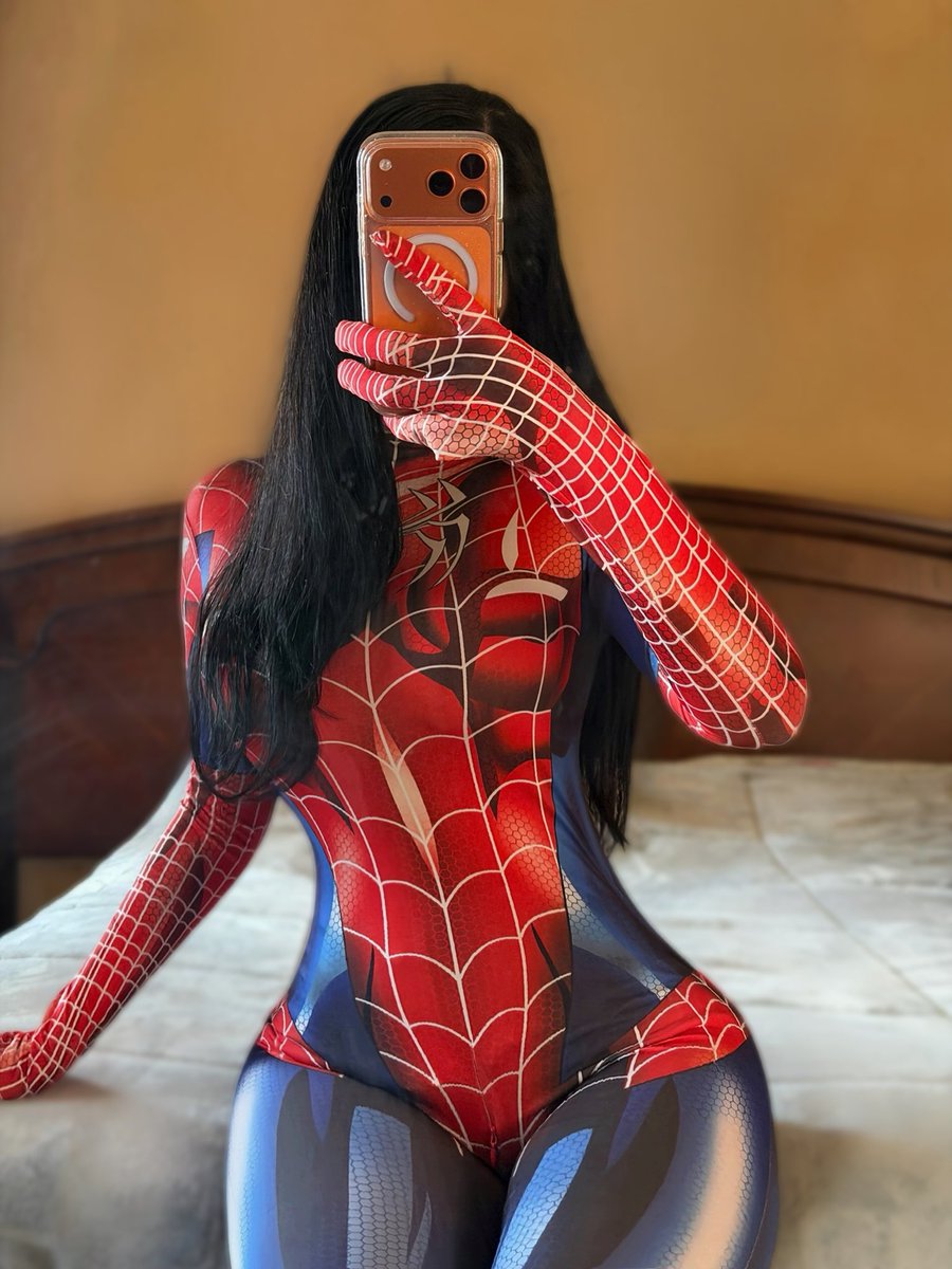 sepucral's tweet photo. hii im inzural !! new to cosplaying <3

- she/her
- 19
- league/val
- reyna main

♡/↻ much appreciated !

#promotwt #valtwt #leaguetwt #animetwt #gamingtwt #moothunt https://t.co/WfHqkWwymr