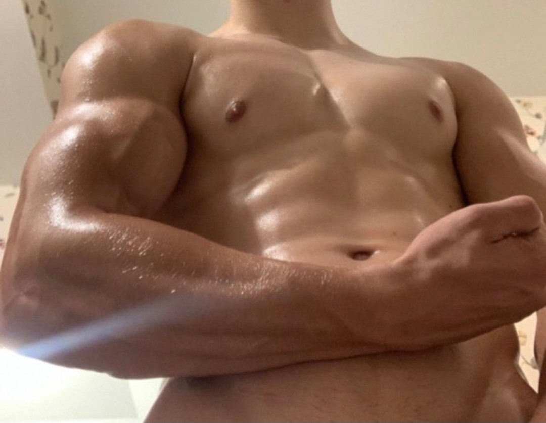 Rryyyy__'s tweet photo. #moothunt〃・ 
M26
Looking for moots
♡ or follow to be moots
#agegap #nsfwtwtًً  #muscle https://t.co/T5eWrQHoa2