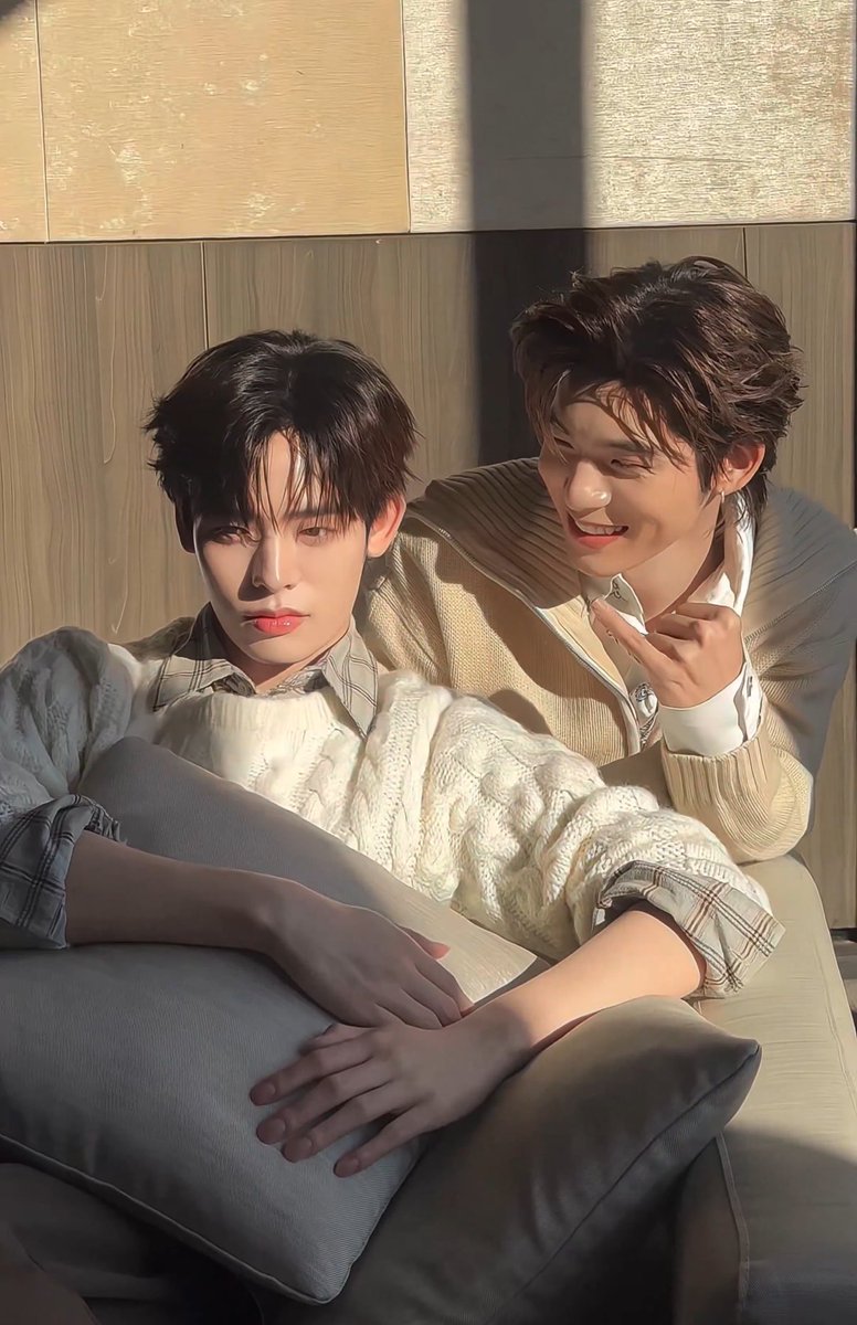 marliipor's tweet photo. ตี๋สร้างคดีหน่อย ยัยนี่ทำหน้างอนแล้วน่ารักอ่ะ เอาหน่อย ๆๆๆ σ̴̶̷̤ . σ̴̶̷̤ https://t.co/3LZyS53w9r