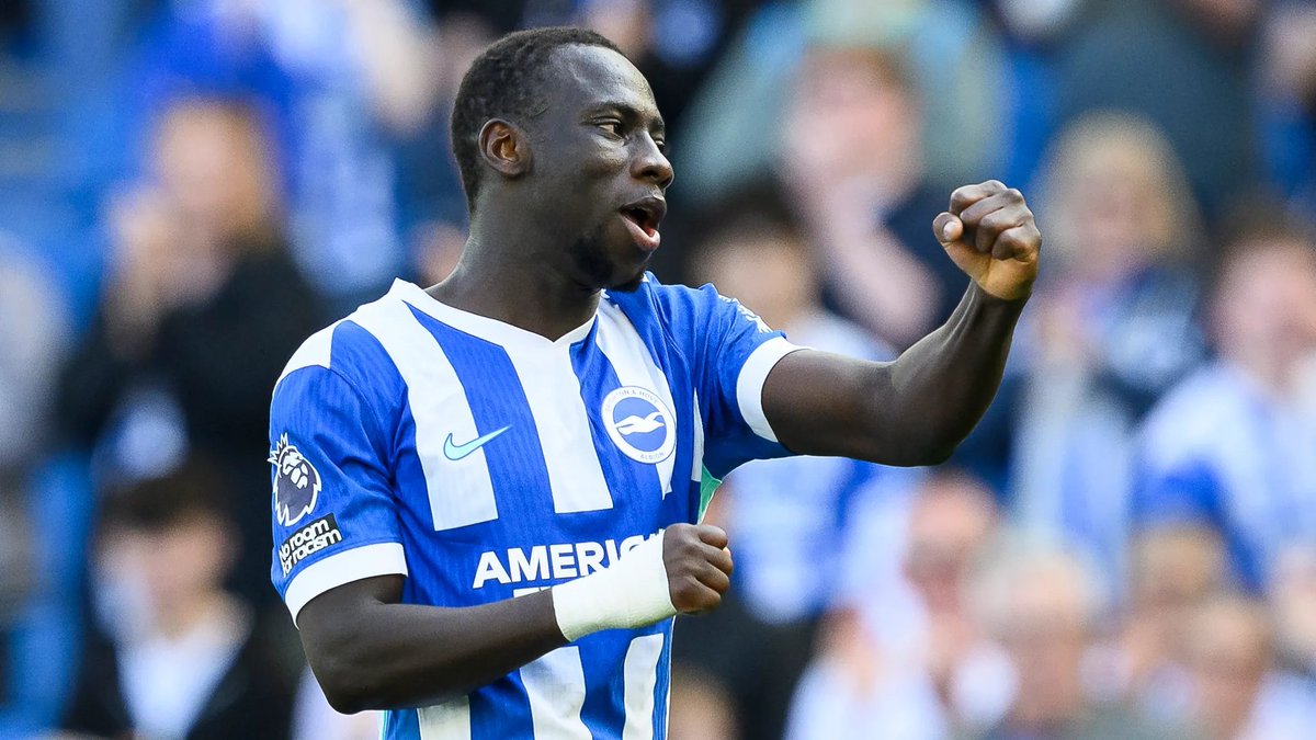 JacobsBen's tweet photo. Exclusive: Brighton inform Liverpool they want £80m for Yankuba Minteh. Not a price #LFC are currently willing to meet. Liverpool not expected to return with a third bid unless the valuation drops. Previous £60m bid viewed as competitive but rejected by Brighton.

🤝 @alex_crook https://t.co/uIHEAlGvu6