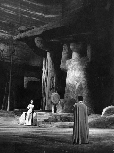 vikare06's tweet photo. Here he is btw near one of his monumental stage designs https://t.co/8KegilyR5P
