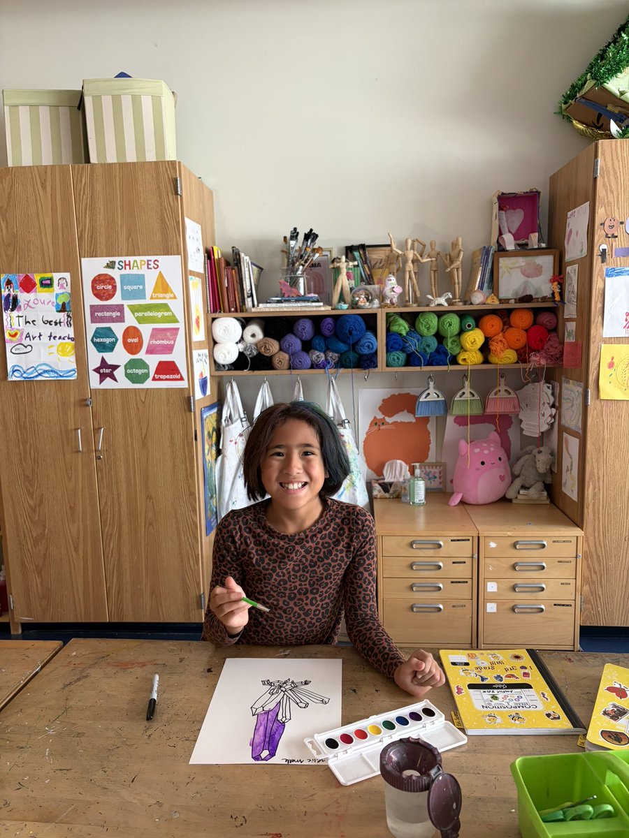 STEMbieda's tweet photo. 🪨🎨 Science meets art! Our students are learning how scientists identify rocks and minerals by observing properties like color, texture, luster, and patterns—then using those observations to create detailed mineral paintings! 🔍🖌️ A big thank you to @MsRannalsArt for bringing science and art together! 💚 @DrJohnsonSPARK @sarapruett5 @APS_SPARK