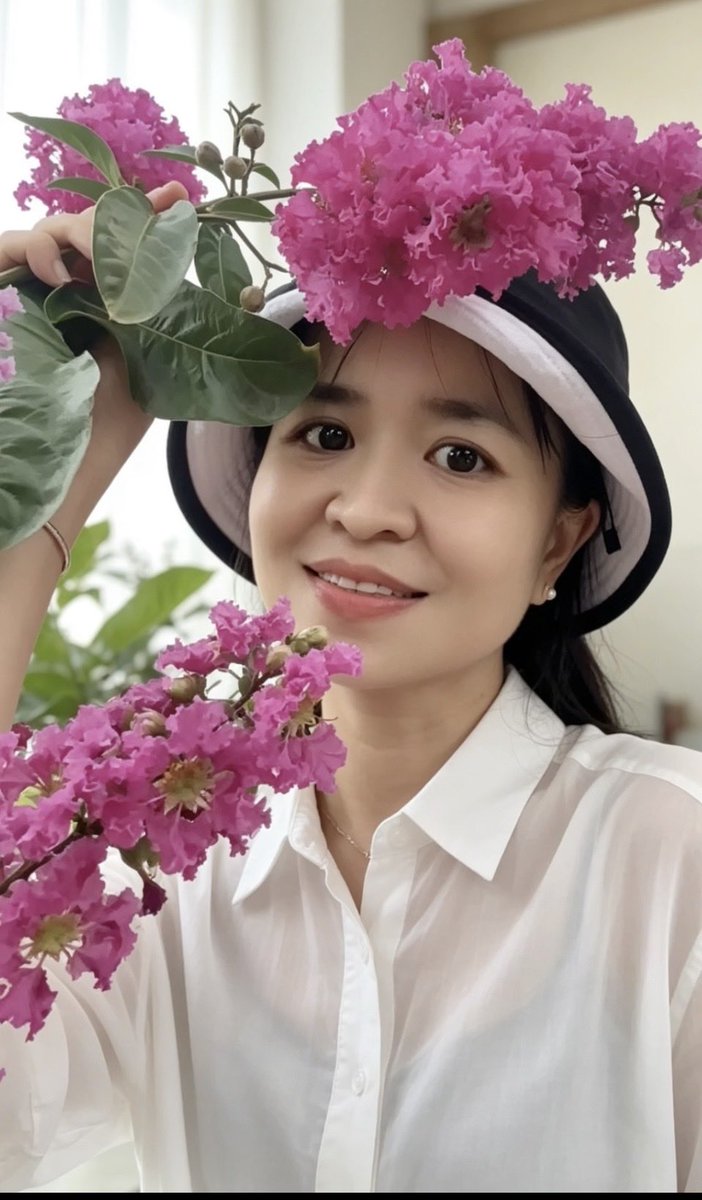kimtuoc81's tweet photo. Có nhiều người rất giỏi.
Rất khôn.
Rất biết tính toán.
Nhưng lại quên mất một điều...
Mọi mối quan hệ đều được xây bằng "chữ Đức"

Tiền có thể kiếm lại.
Danh tiếng có thể xây lại.
Nhưng một khi đánh mất lòng tin...
Sẽ rất khó để lấy lại.👍 https://t.co/z7mU9vEeEP