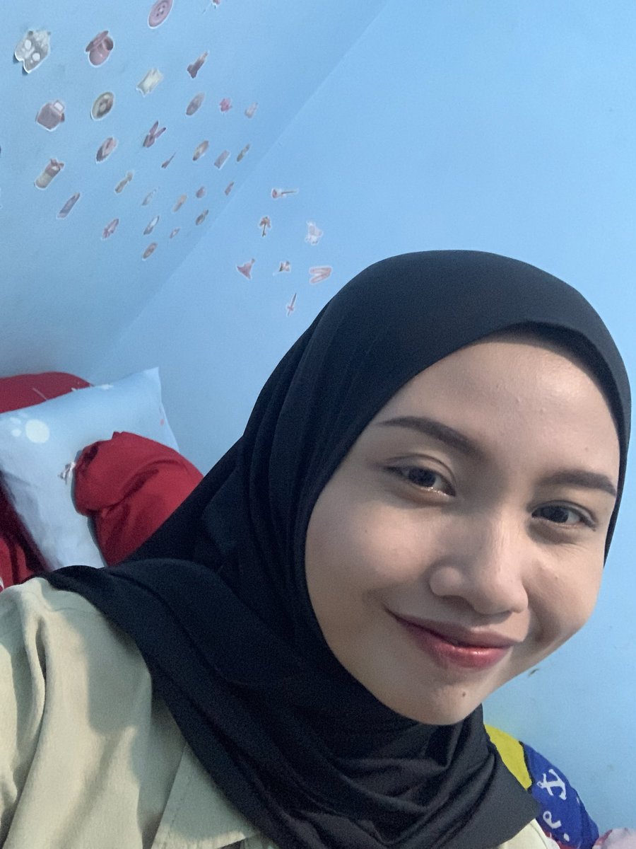 mrtsssssh's tweet photo. Pashmina instant for the rescue https://t.co/fLOnIS56h7