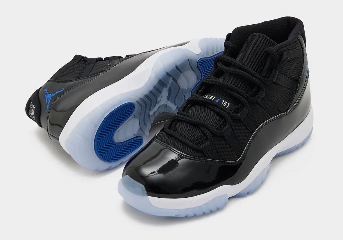 TheSiteSupply's tweet photo. The Air Jordan 11 Retro “Space Jam” returns this year.

💵 $235
🗓️ December 12th https://t.co/ilBWrKk6Dx