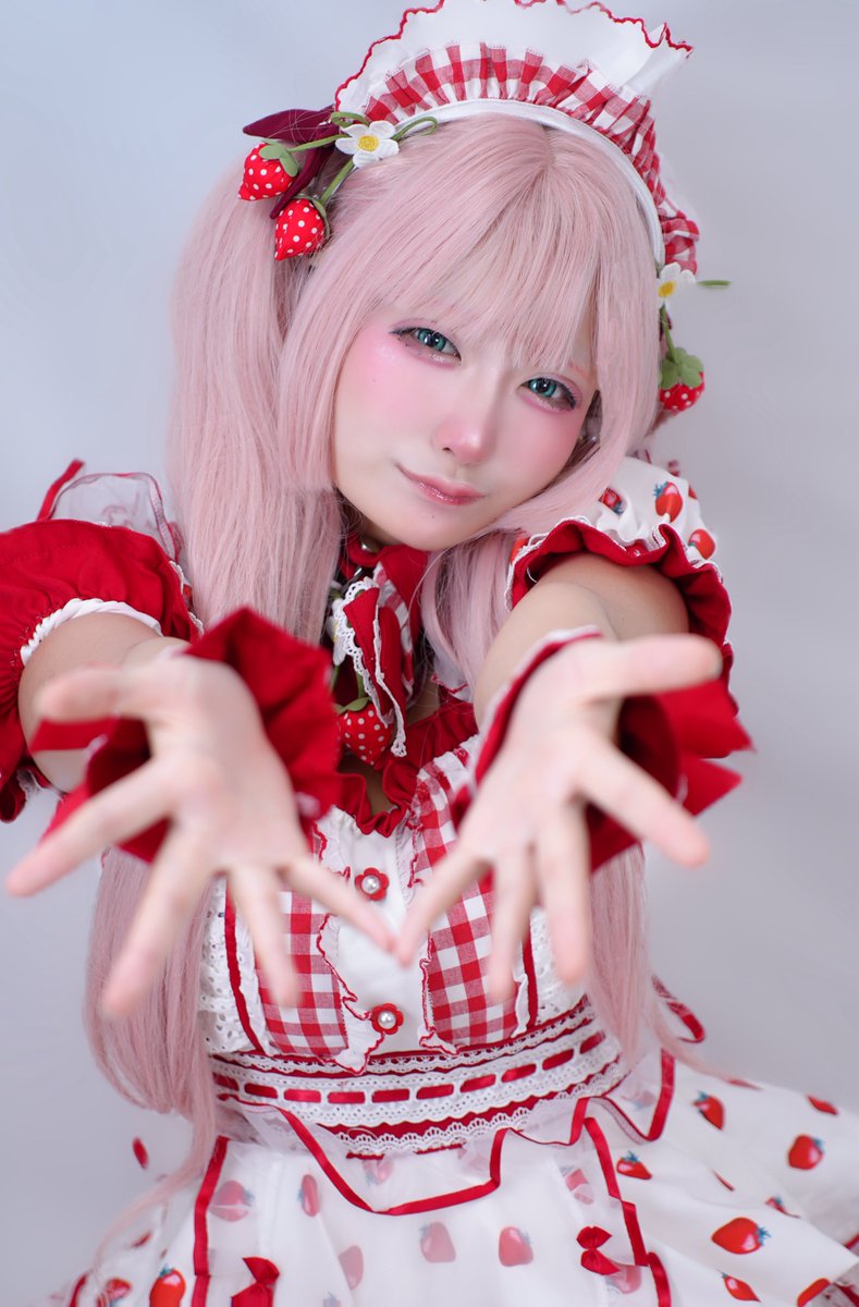 amunyan__'s tweet photo. おはよっ🍓 https://t.co/gn8aOBZYrn