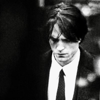 Henry_lours's tweet photo. Envie de changer un peu (j’espère que vous me reconnaîtrez 🥹) mais mtn je suis Bruce Wayne 🦇
#NouvellePhotoDeProfil https://t.co/QDOtxPL7AW