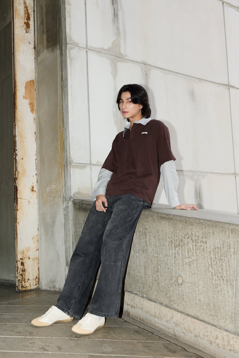 Gulfkanawutofc's tweet photo. กลัฟ​ คณาวุฒิ​ แบรนด์​แอม​บาส​เดอร์​ ​Onitsuka​Tiger​​ สวมใส่​ รองเท้า​ #TRAIRINA รองเท้าทรง Low Profile ที่มีจุดเด่นผสมผสานระหว่างหนังแกะเนื้อเรียบ (Smooth Sheep Leather) และหนังกลับ (Suede) สัมผัสนุ่มละมุน

#OnitsukaTiger
#GulfKanawut​

 มีดีเทลตกแต่งด้วยลวดลาย Onitsuka Tiger Stripes ที่เย็บด้วยด้ายโทนสีเดียวกันอย่างกลมกลืน🐯

@gulfkanawut
@OnitsukaTiger