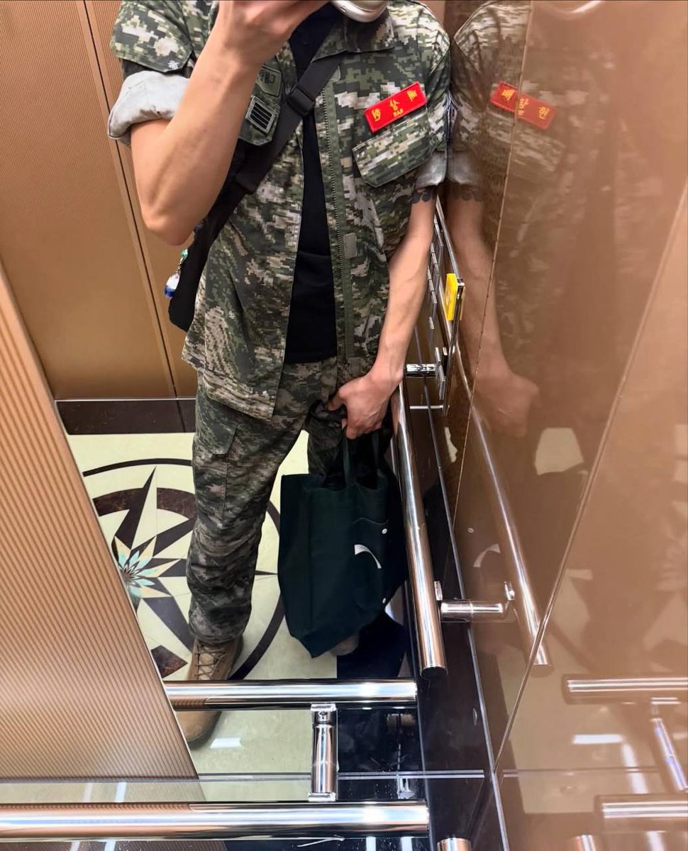 csm881007's tweet photo. 나한테 관심 보이면 기억해둘게
#광주 #게이 #ㅎㅃ #ㄱㅊㅅ #ㅇㄴ https://t.co/ihi9VudKng