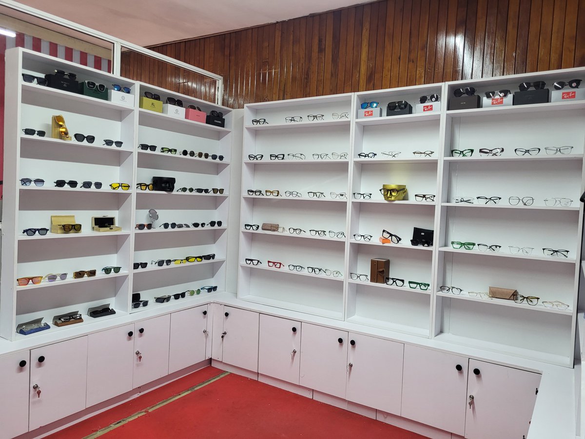 framesngoggles's tweet photo. ☀️ GOOD MORNING, NAIROBI! 😎

📍 Find us at Cargen House
Corner of Harambee Avenue &amp; Moi Avenue
3rd Floor, Room 305, Nairobi

🛒 Shop via our website - link in bio
💬 DM / WhatsApp / Call: +254 790 572 640

#EyewearKenya #SunglassesKenya #OpticalFrames  #eyewearfashion #nairobi https://t.co/YiNB0VKsir