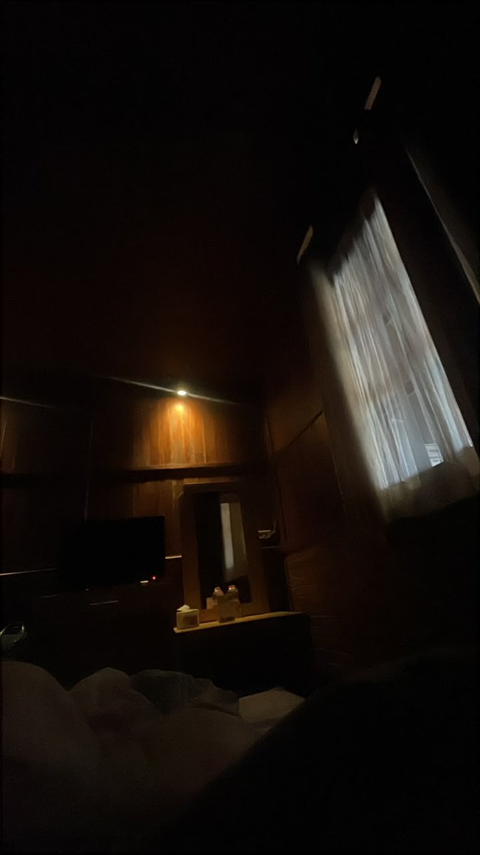 Ainiyaass's tweet photo. Room check..

Penginapan under 300k
Viewnya cakep,
Untuk yang halal-halal aja yak karna ini syariah https://t.co/D5LGGmWSVO
