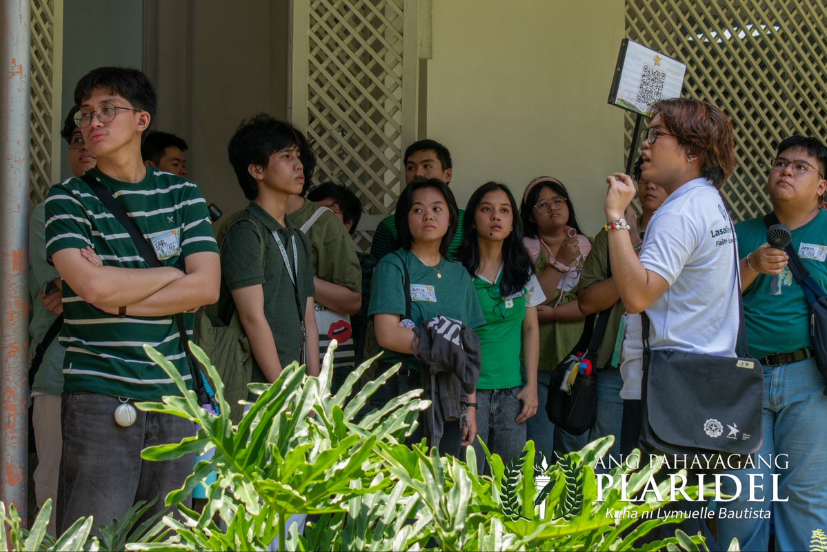 Plaridel_DLSU's tweet photo. TINGNAN: Inililibot na sa isinasagawang campus tour ang mga Lasalyanong ID126 mula sa College of Science at College of Computer Studies ngayong ikatlong araw ng #LPEP2K26, Agosto 26. https://t.co/Ys97RuqcC3