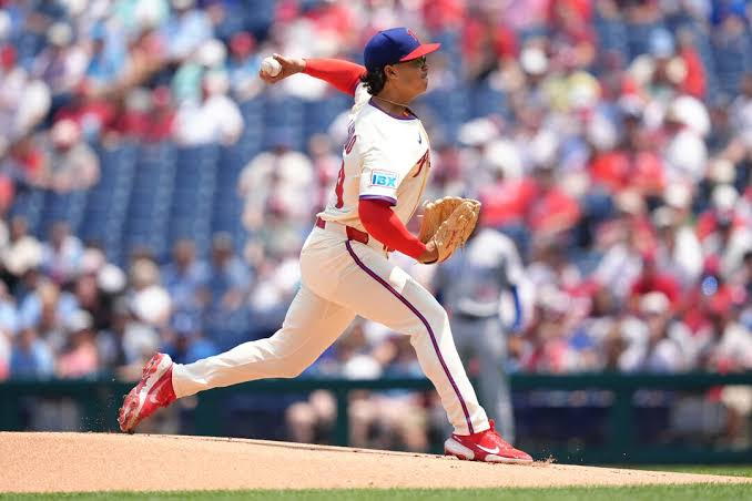 PitchBreaker10's tweet photo. Jesus Luzardo (LHP, Phillies)
A MLB Ace
How One Pitch Altered His Career

A thread 🧵 https://t.co/82J7oMg8y8