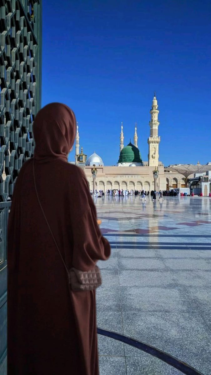 1Ansha's tweet photo. ﷽
السلام عليكم ورحمة الله وبركاته
#خاتم_النبیین_محمدﷺ
#درود_وسلام

اے قادر و مطلق ! جب ہم قرآن پاک کھولیں تو ہمارے دل کھول دے،
جب ہم قرآن پاک پڑھیں تو ہماری سمجھ بڑھا دے
اور جب ہم قرآن پاک سنیں تو ہماری روح کو سکون عطا فرما.
آمین بجاہ النبی الامین ﷺ https://t.co/6qBQlFbAF0