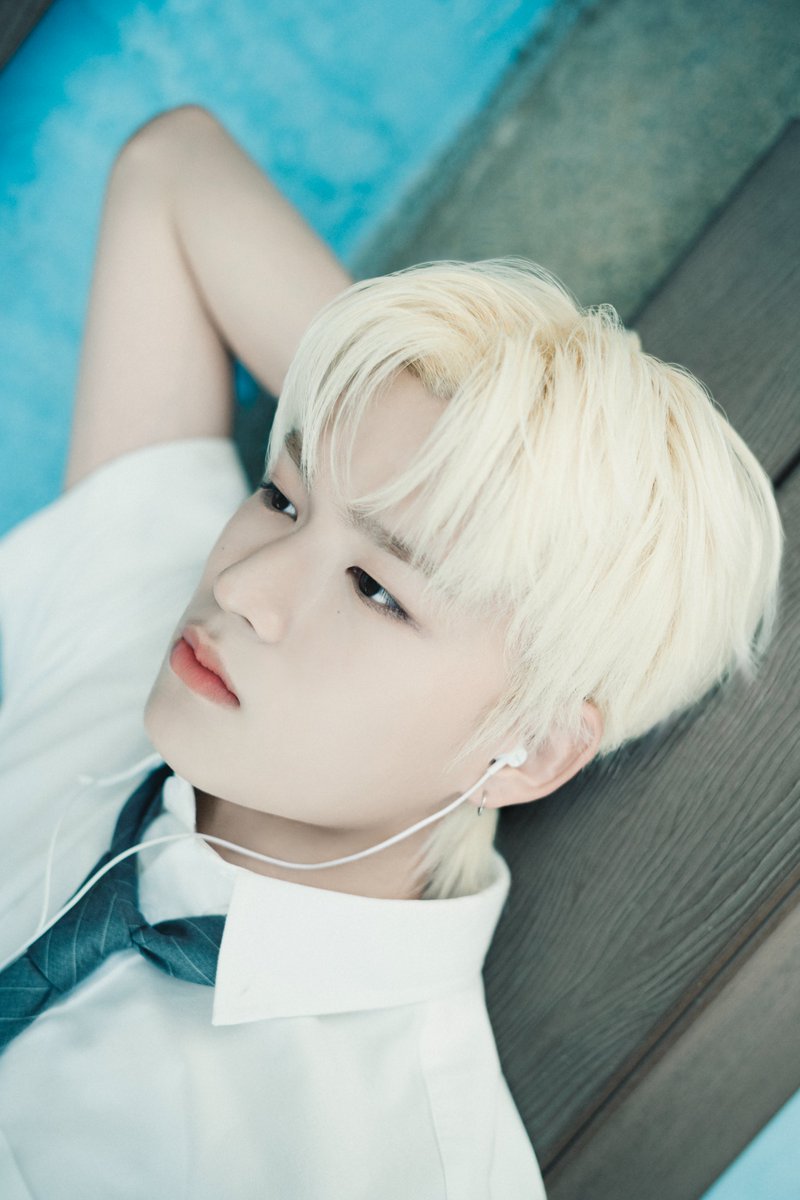 KO1KEYZofficial's tweet photo. 𝗖𝗢𝗡𝗖𝗘𝗣𝗧 𝗣𝗛𝗢𝗧𝗢 #𝟯
￣￣￣￣￣￣￣￣￣
#RYUJI

DEBUT SINGLE
"KO1KEYZ" (KR)
2026.10.07 RELEASE

#KO1KEYZ #リュウジ
#コイキーズ #코이키즈 https://t.co/FZcP5WXvhV