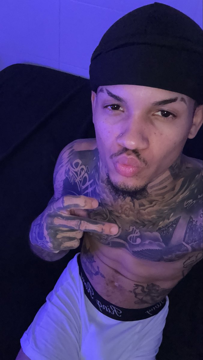 Esqueaaaa's tweet photo. https://t.co/vzPn1kT7gE 🔥🥴

Cuando vamos a comenzar 😈 https://t.co/JJlgabSh3t