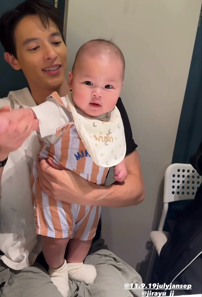 jsmtjyygyjbbjb's tweet photo. ผ่านไป 7 เดือน พบรักกินอะไรเข้าไปลูก https://t.co/kZClmu6qKo