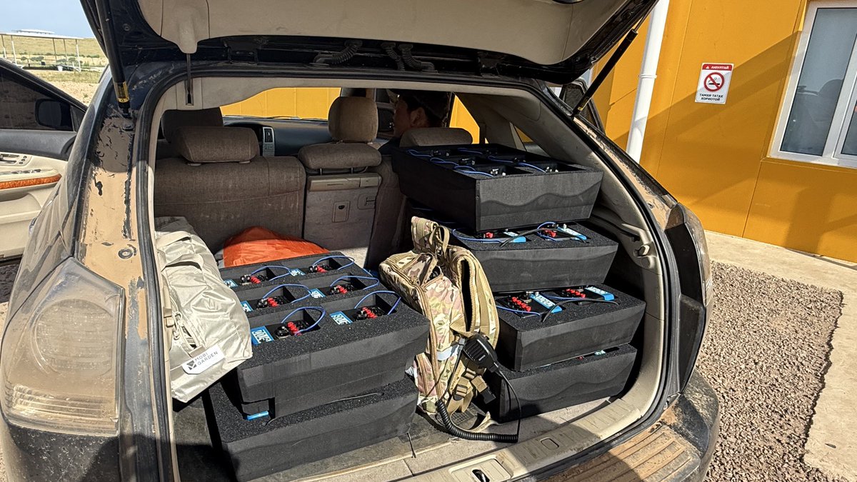 GEOSEEK_X's tweet photo. The Earth’s “fingerprints” have been captured. 🌍⚡

Raw geophysical node data collected, organized, and ready. Now, we leave the rest to https://t.co/BqMKkkVaCq algorithms to decode subsurface answers. 🔬💻

From field acquisition to AI targeting!

#AIMining #Geophysics #Geoseek https://t.co/CGGoyVTmSs